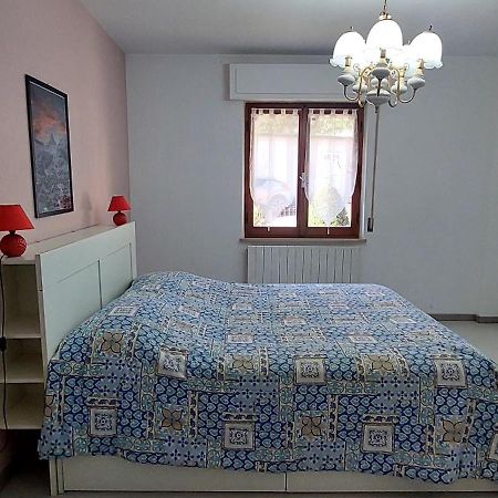 Rosa'S House Apartment Sarnano Exterior photo